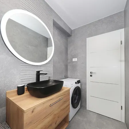 Apartment Cicak