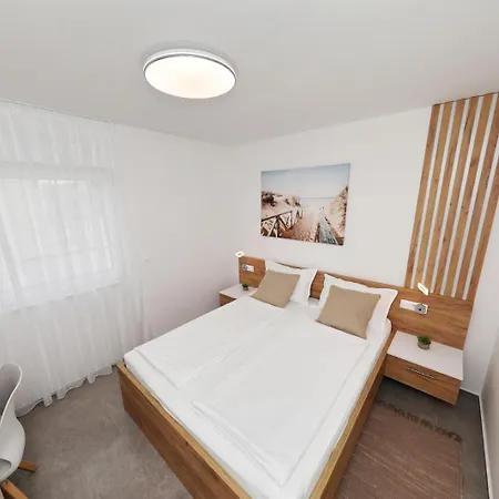 Apartment Cicak Vir